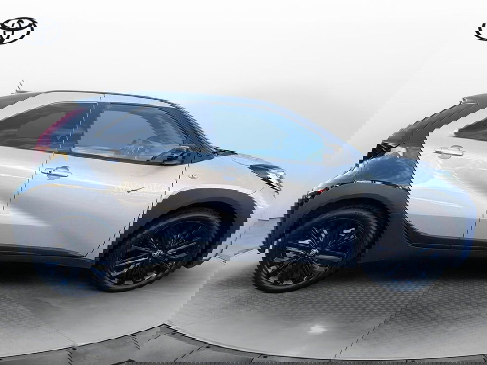 Toyota Aygo X usata a Como (10)