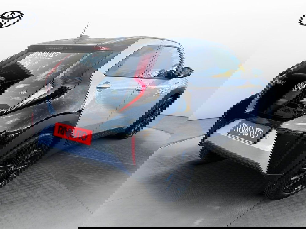 Toyota Aygo X usata a Como (13)