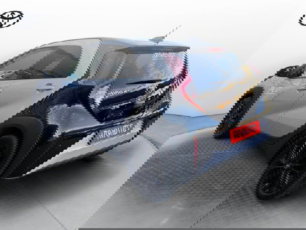 Toyota Aygo X usata a Como (14)