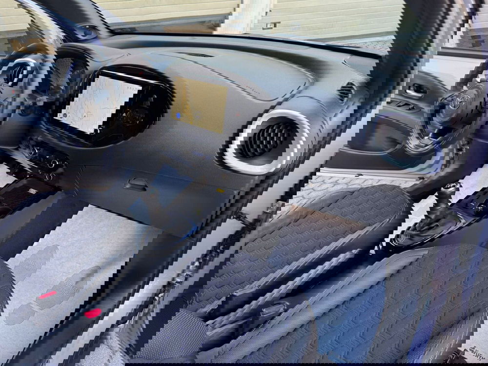 Toyota Aygo X usata a Como (6)