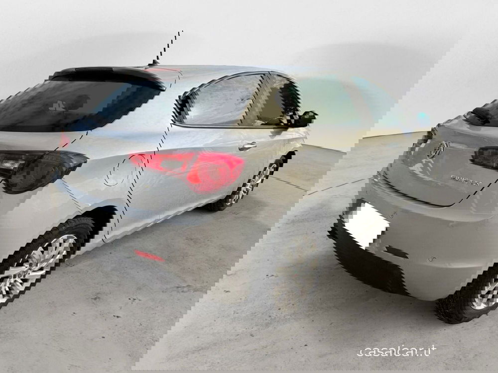 Alfa Romeo Giulietta usata a Salerno (6)