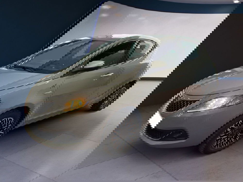 Lancia Ypsilon usata a Torino (2)