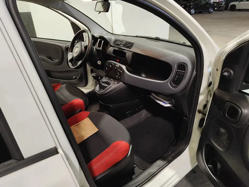 Fiat Panda usata a Milano (12)