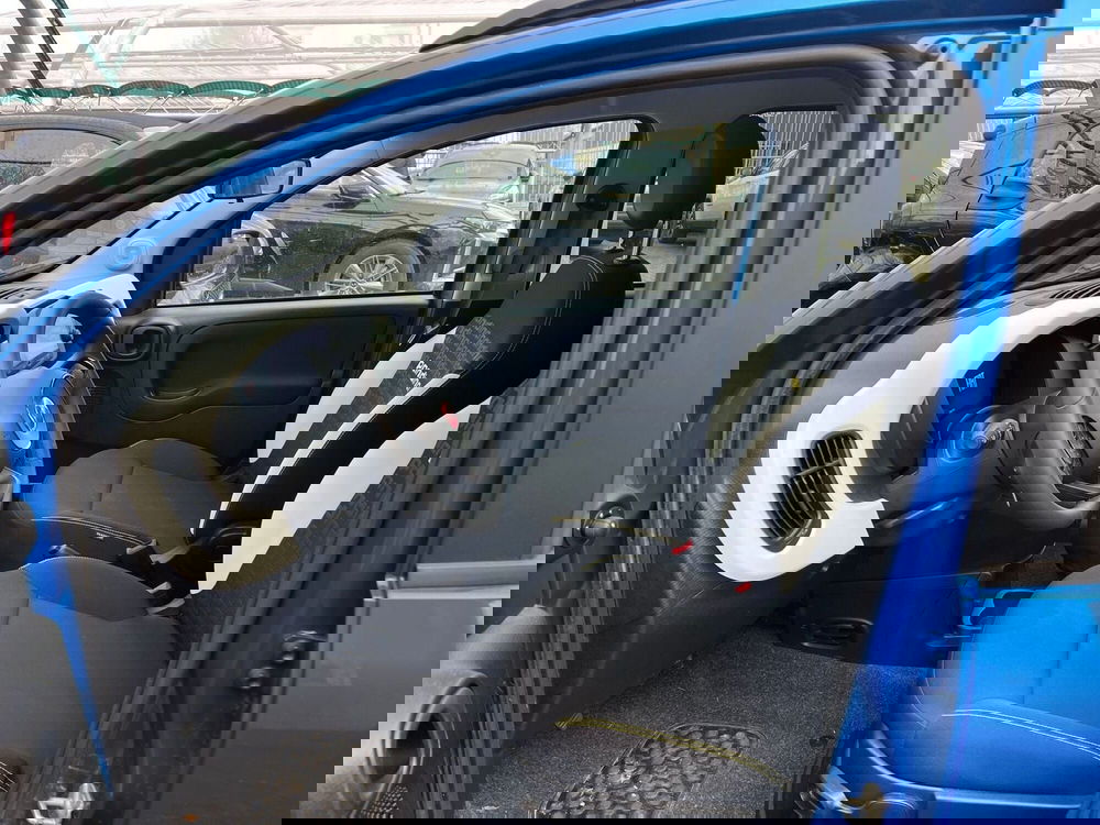 Fiat Panda Cross usata a Milano (13)