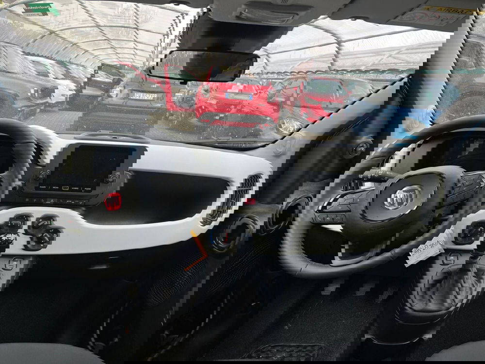 Fiat Panda Cross usata a Milano (17)