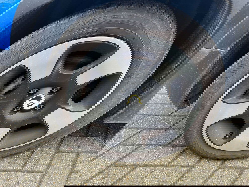 Fiat Panda Cross usata a Milano (7)