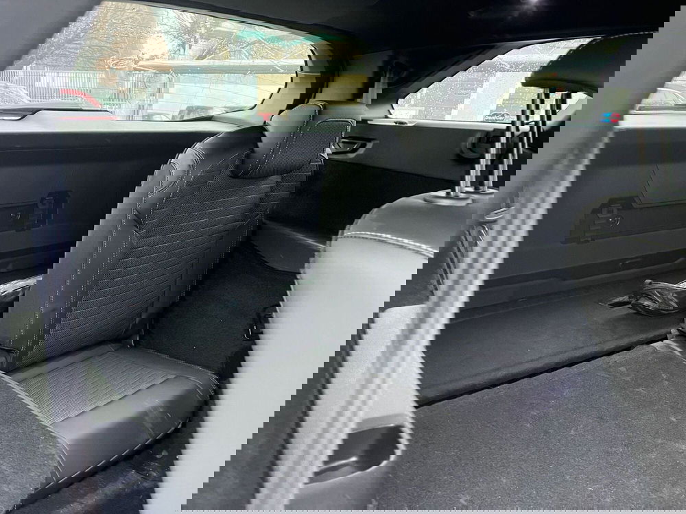 Peugeot 5008 usata a Milano (13)