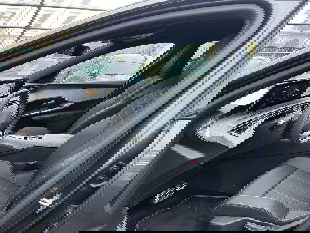 Peugeot 5008 usata a Milano (15)