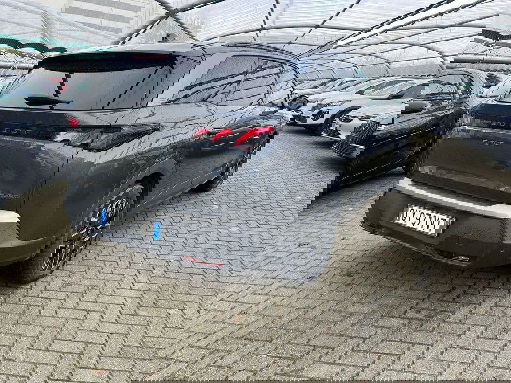 Peugeot 5008 usata a Milano (8)