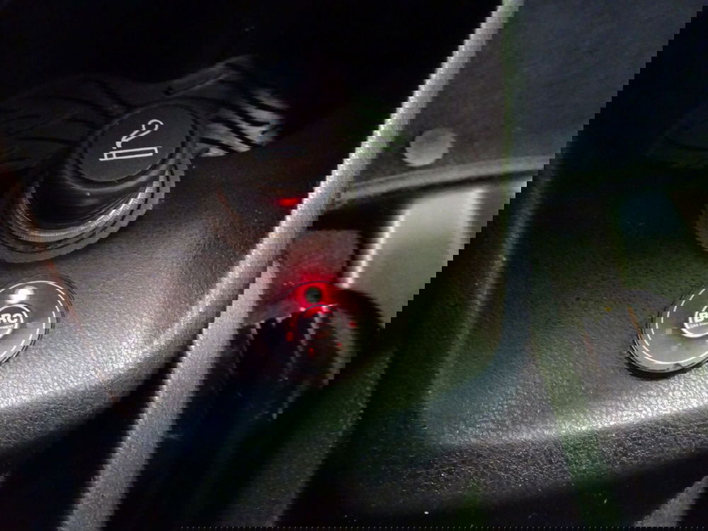 Lancia Ypsilon usata a Treviso (16)