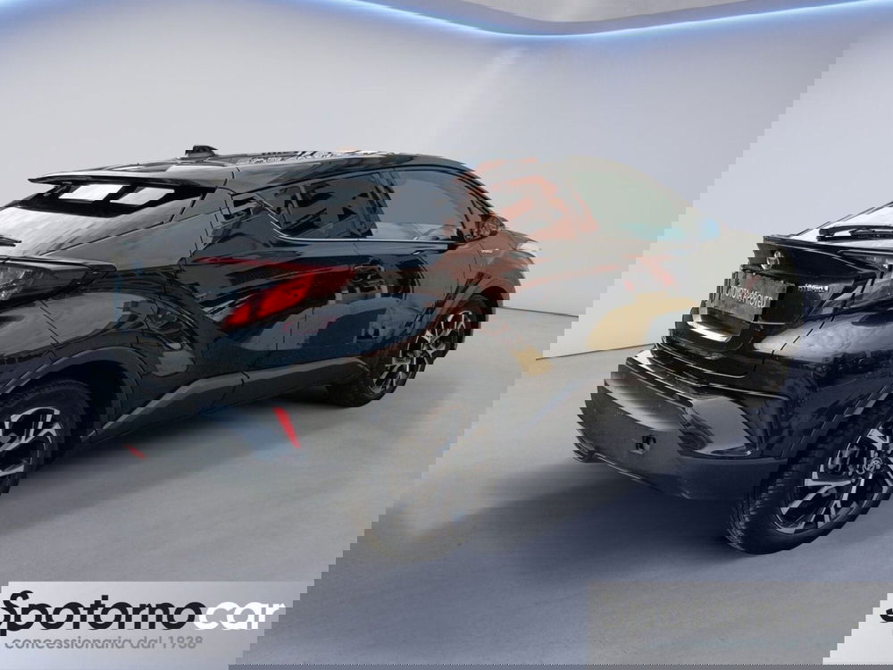 Toyota Toyota C-HR usata a Milano (19)