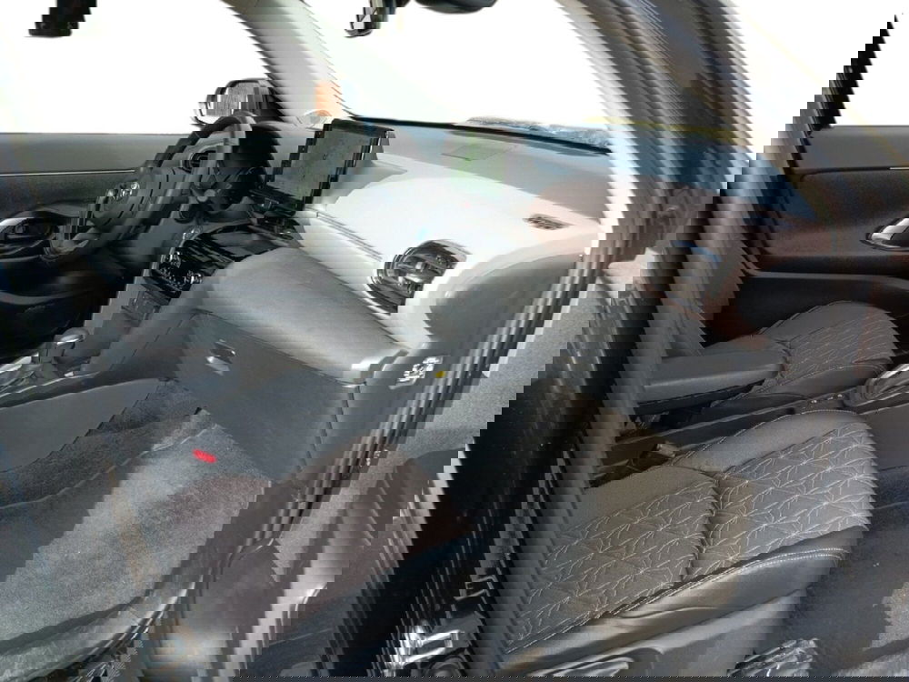 Toyota Yaris Cross usata a Milano (6)