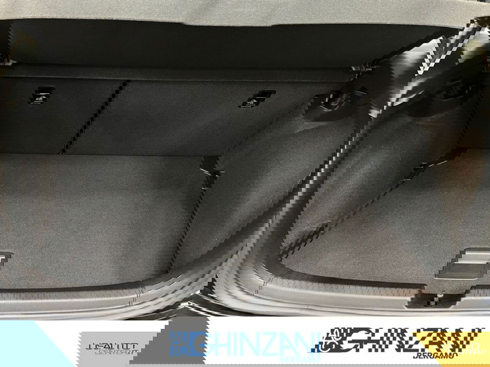 Volkswagen Polo nuova a Bergamo (12)