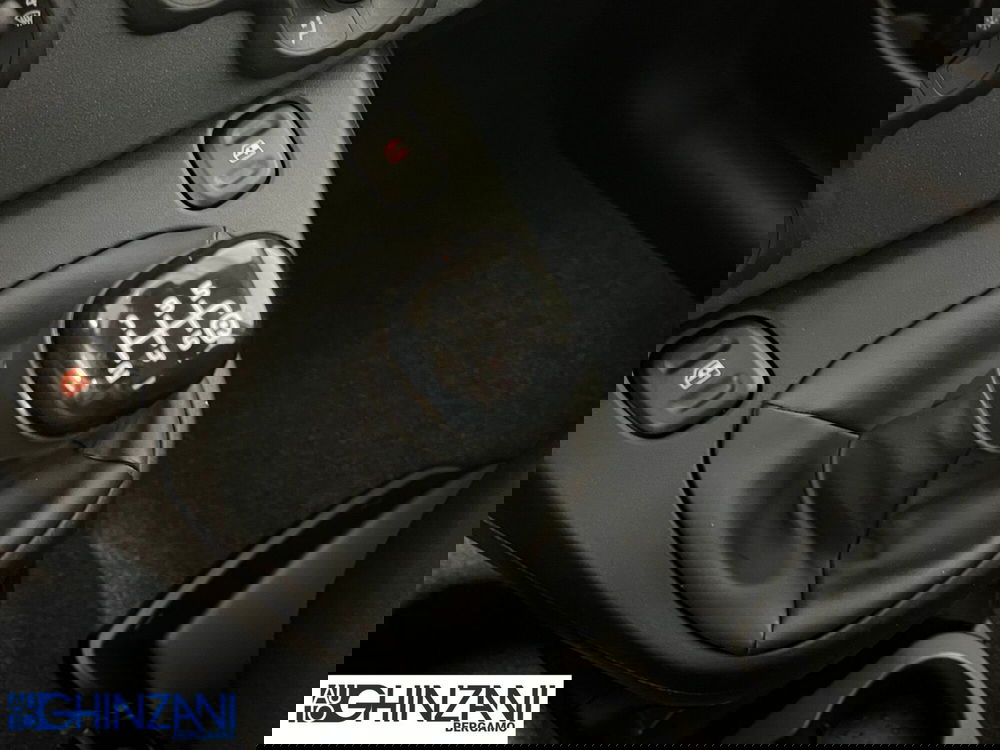 Fiat Panda Cross nuova a Bergamo (9)