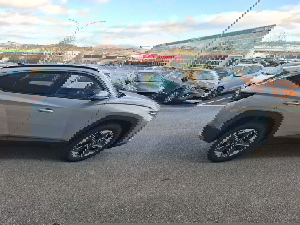 Hyundai Tucson nuova a Ancona (6)