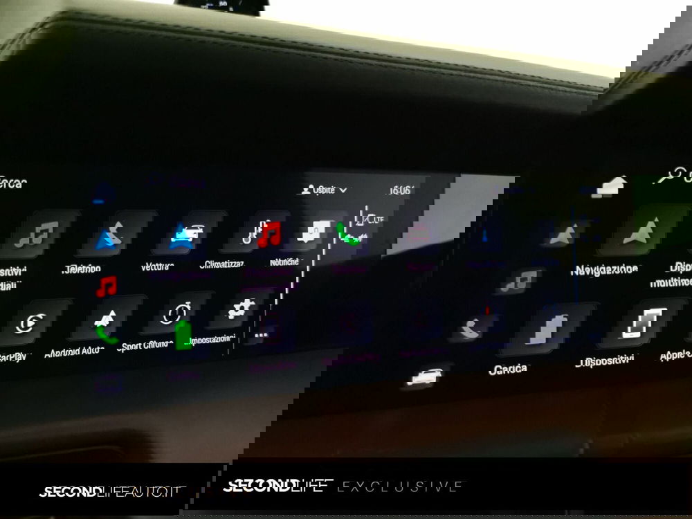 Porsche Taycan Cross Turismo usata a Chieti (16)