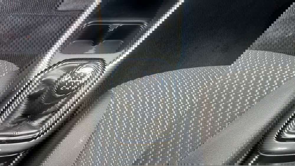 Suzuki Ignis usata a Viterbo (14)