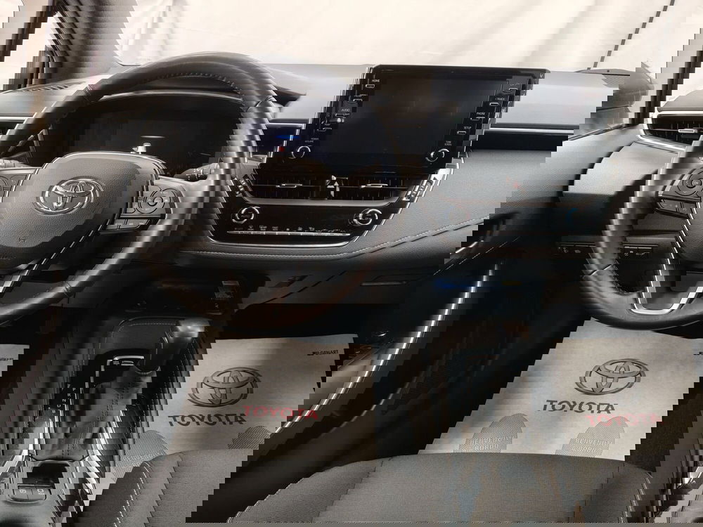 Toyota Corolla Touring Sports usata a Roma (10)