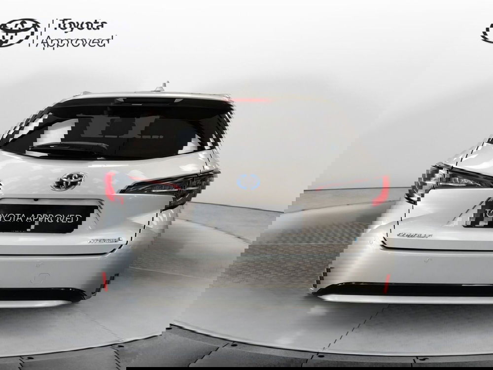 Toyota Corolla Touring Sports usata a Roma (4)