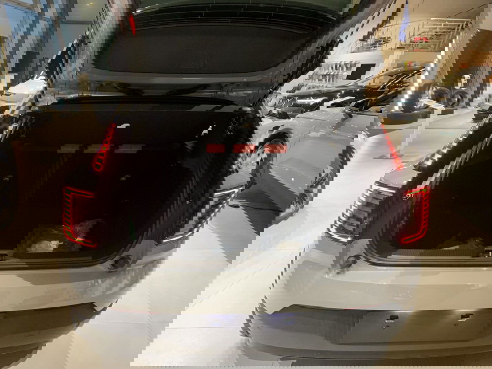 Volvo EX30 nuova a Ferrara (13)