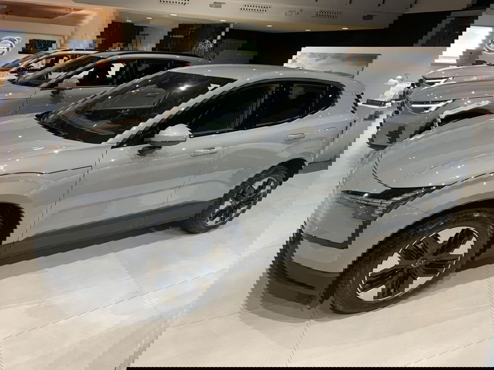 Volvo EX30 nuova a Ferrara (4)