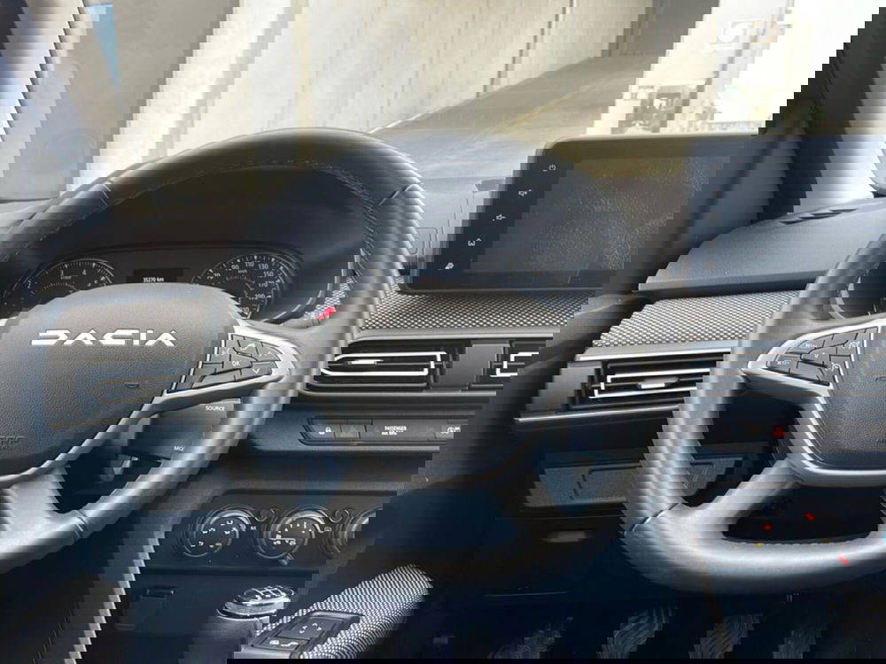 Dacia Sandero usata a Bologna (14)