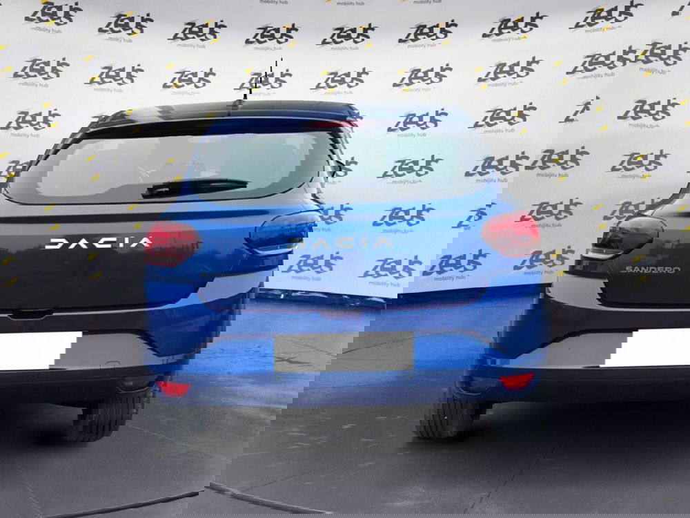 Dacia Sandero usata a Bologna (5)