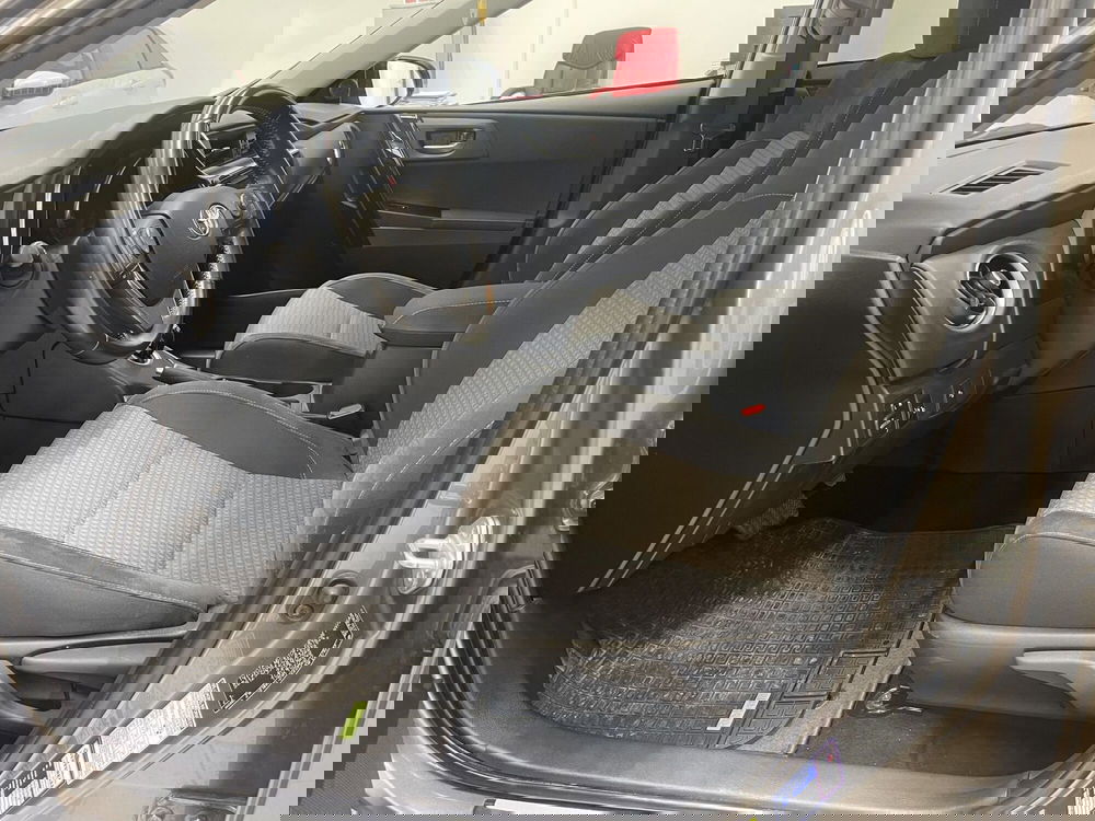 Toyota Auris Station Wagon usata a Bologna (11)