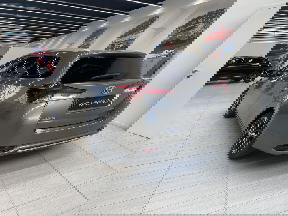 Toyota Auris Station Wagon usata a Bologna (5)