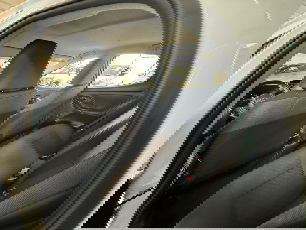 Toyota Yaris usata a Modena (12)