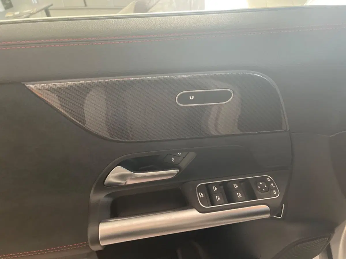 Mercedes-Benz GLA SUV usata a Pisa (8)