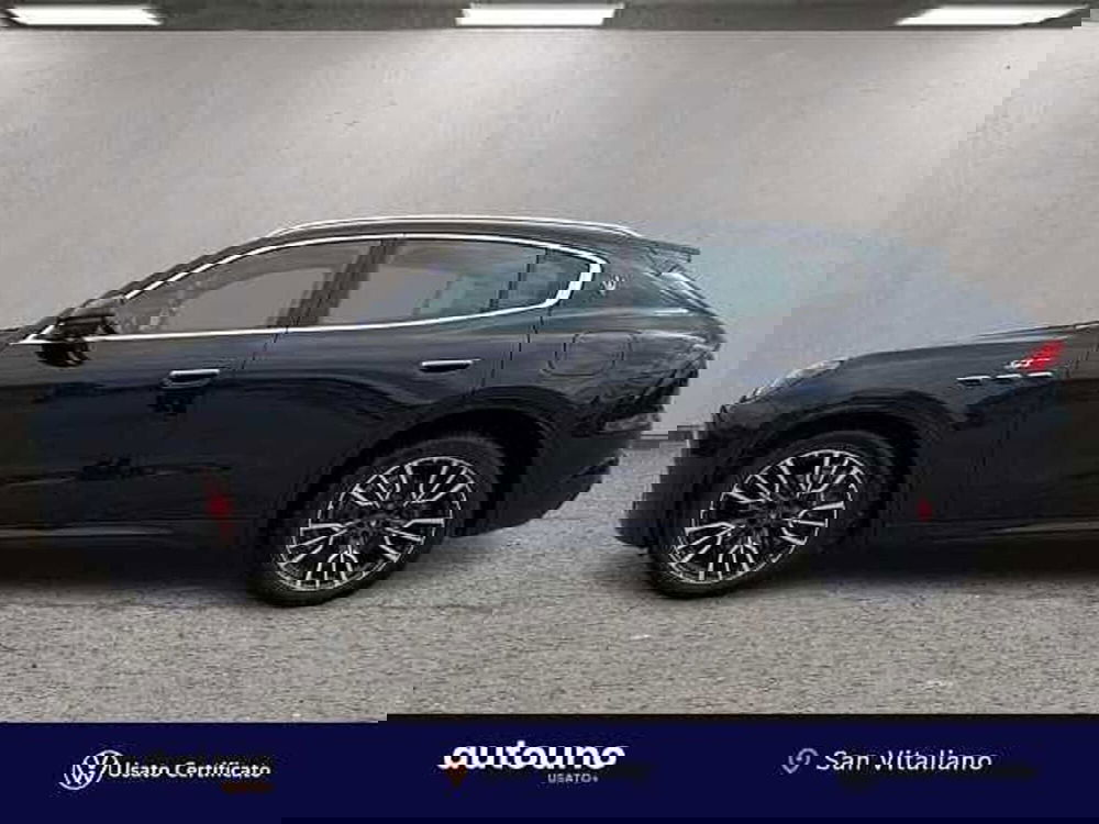 Maserati Grecale usata a Napoli (2)