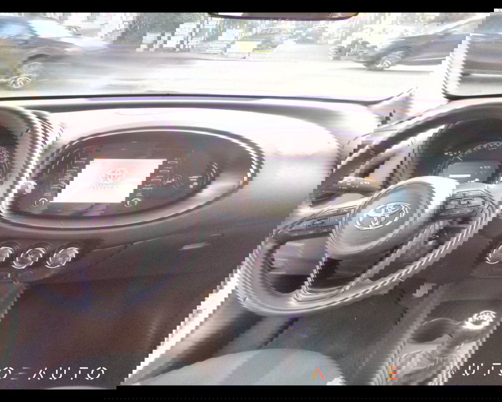 Toyota Aygo X usata a Parma (11)