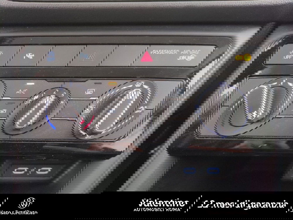 Volkswagen T-Cross usata a Roma (17)