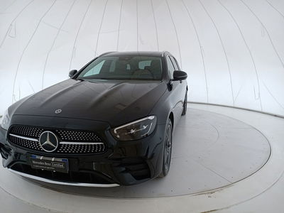 Mercedes-Benz Classe E Station Wagon 220 d 4Matic Auto Premium All-Terrain del 2024 usata a Bari