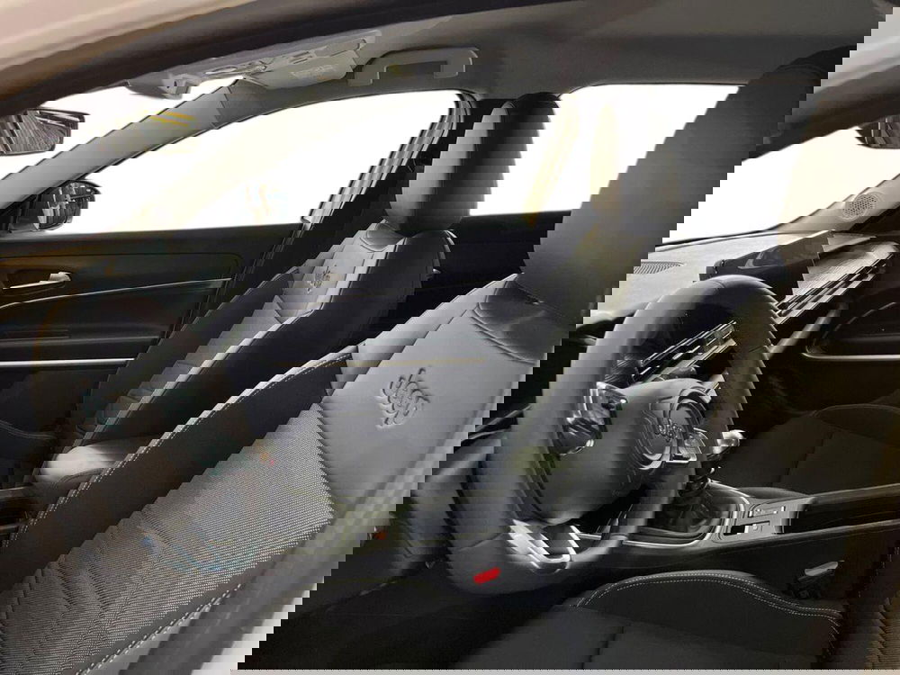 Jeep Avenger usata a Bari (7)