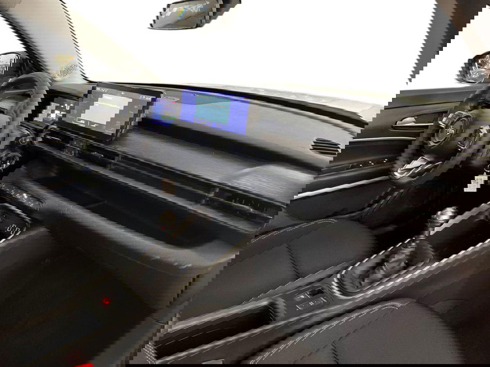 Jeep Avenger usata a Bari (9)