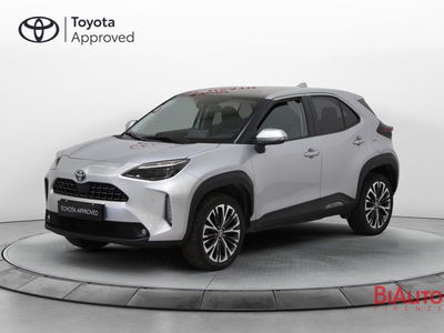 Toyota Yaris Cross 1.5 Hybrid 5p. E-CVT AWD-i Lounge del 2022 usata a Sesto Fiorentino