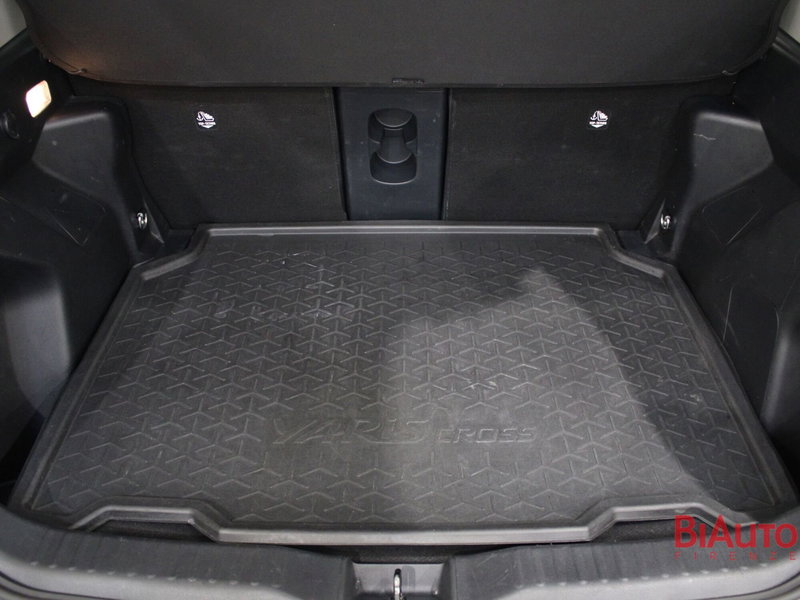 Toyota Yaris Cross usata a Firenze (9)