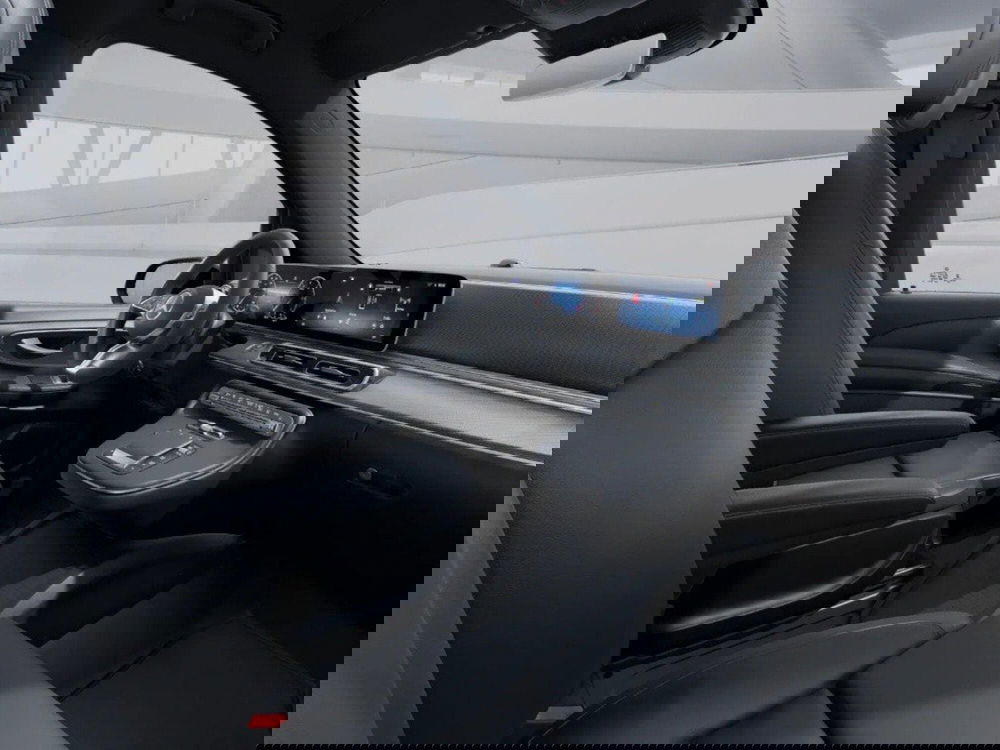 Mercedes-Benz Classe V nuova a Ancona (10)