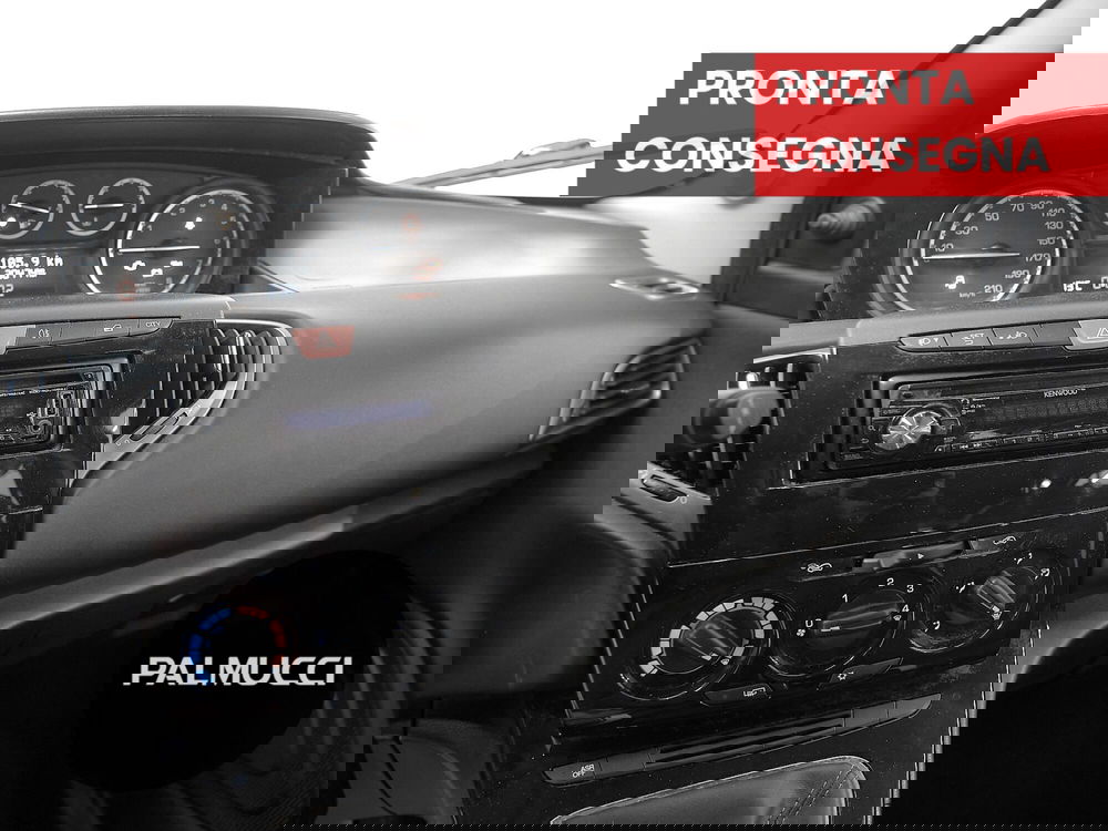 Lancia Ypsilon usata a Prato (12)
