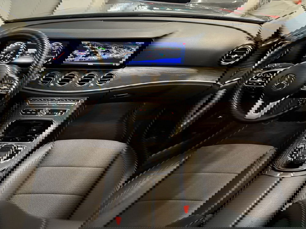 Mercedes-Benz Classe E usata a Messina (11)