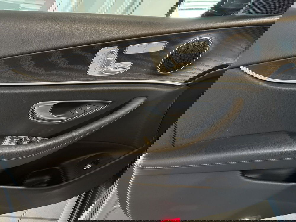 Mercedes-Benz Classe E usata a Messina (6)