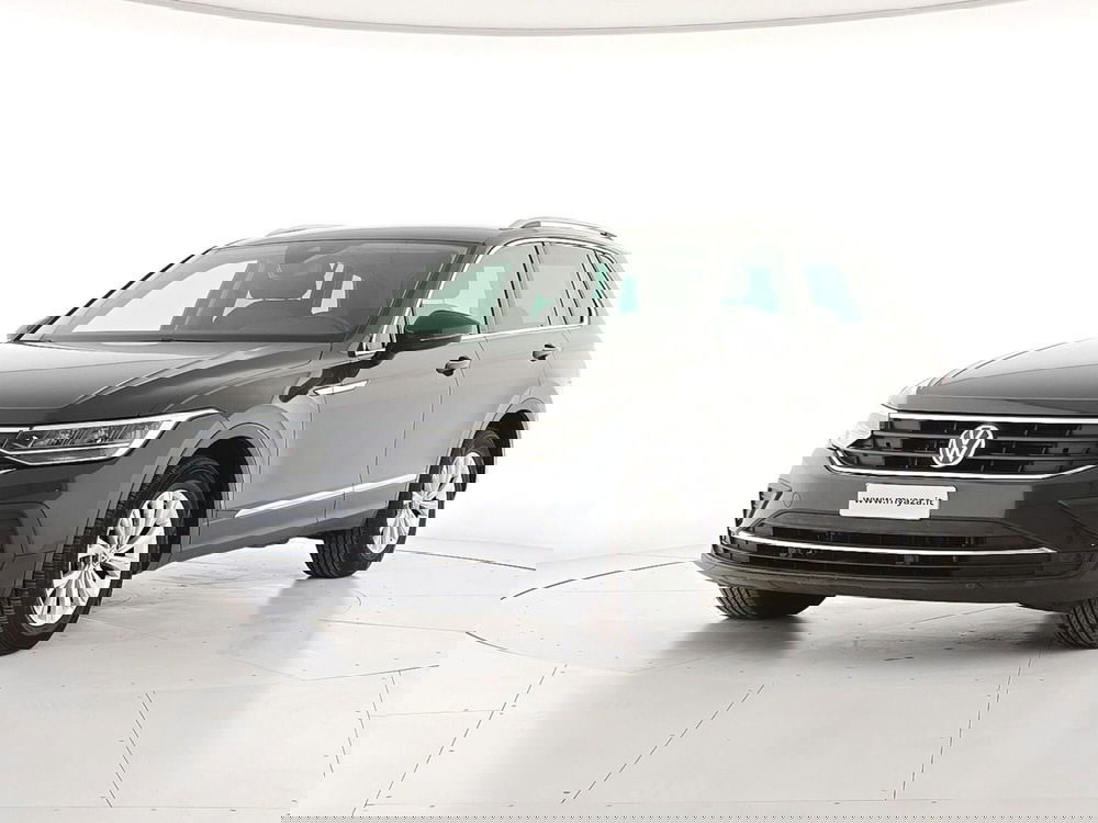 Volkswagen Tiguan usata a Alessandria