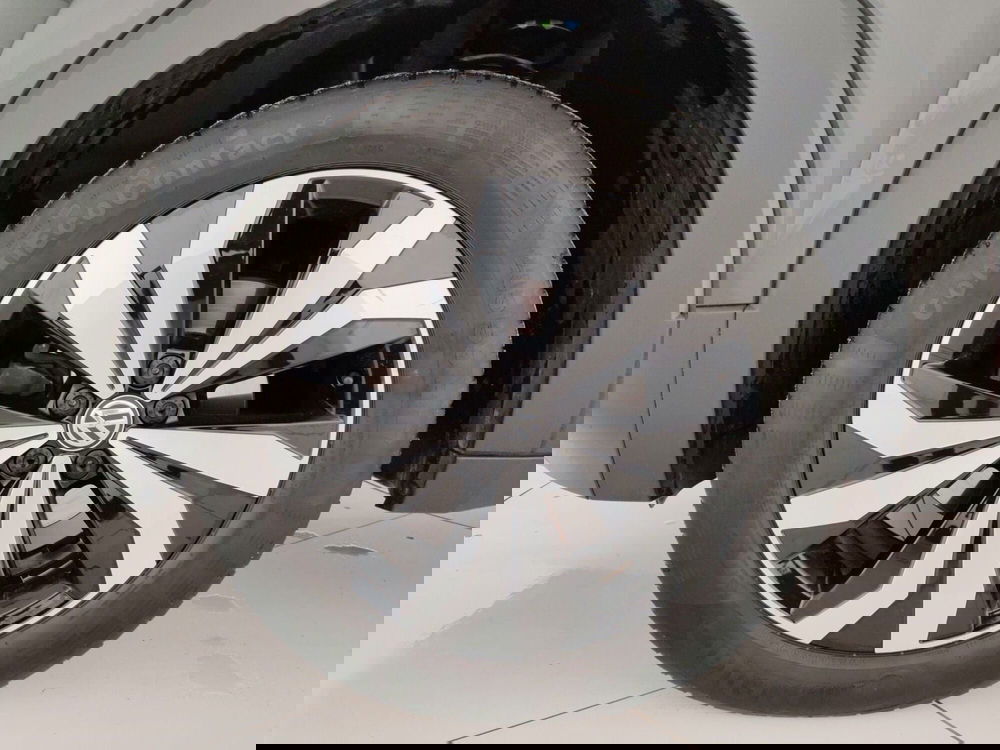 Volkswagen T-Cross usata a Massa-Carrara (6)