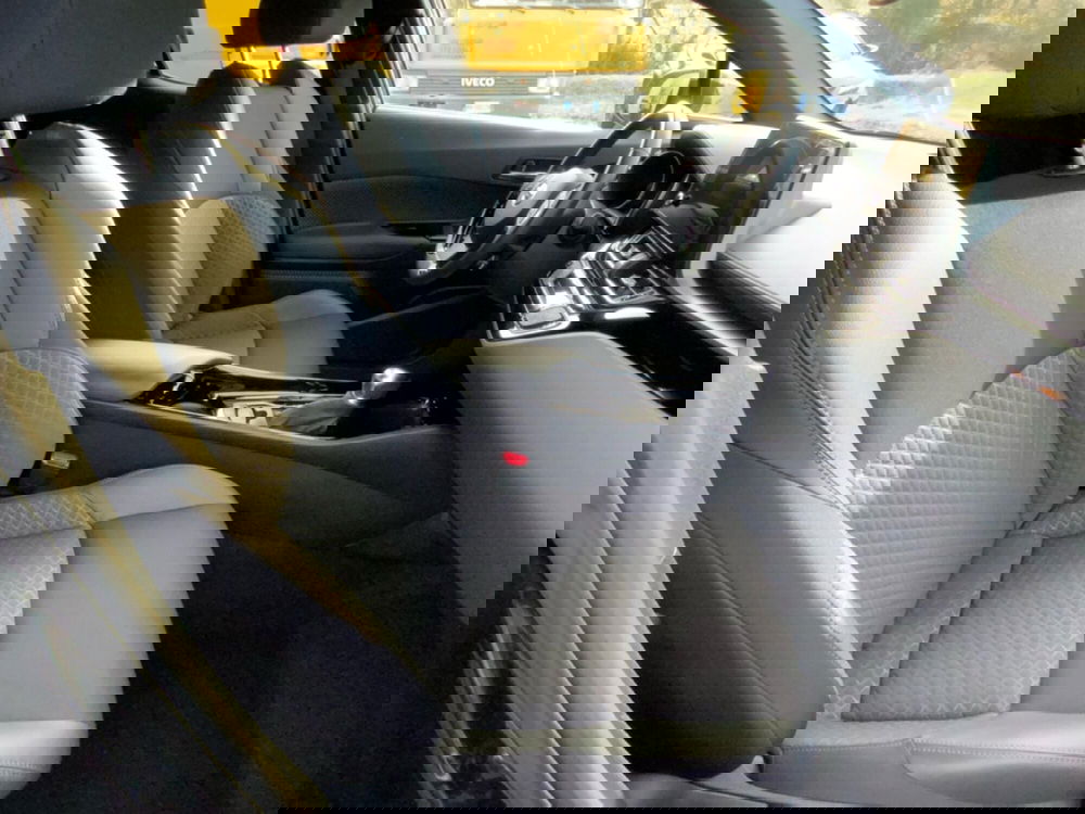 Toyota Toyota C-HR usata a Perugia (8)