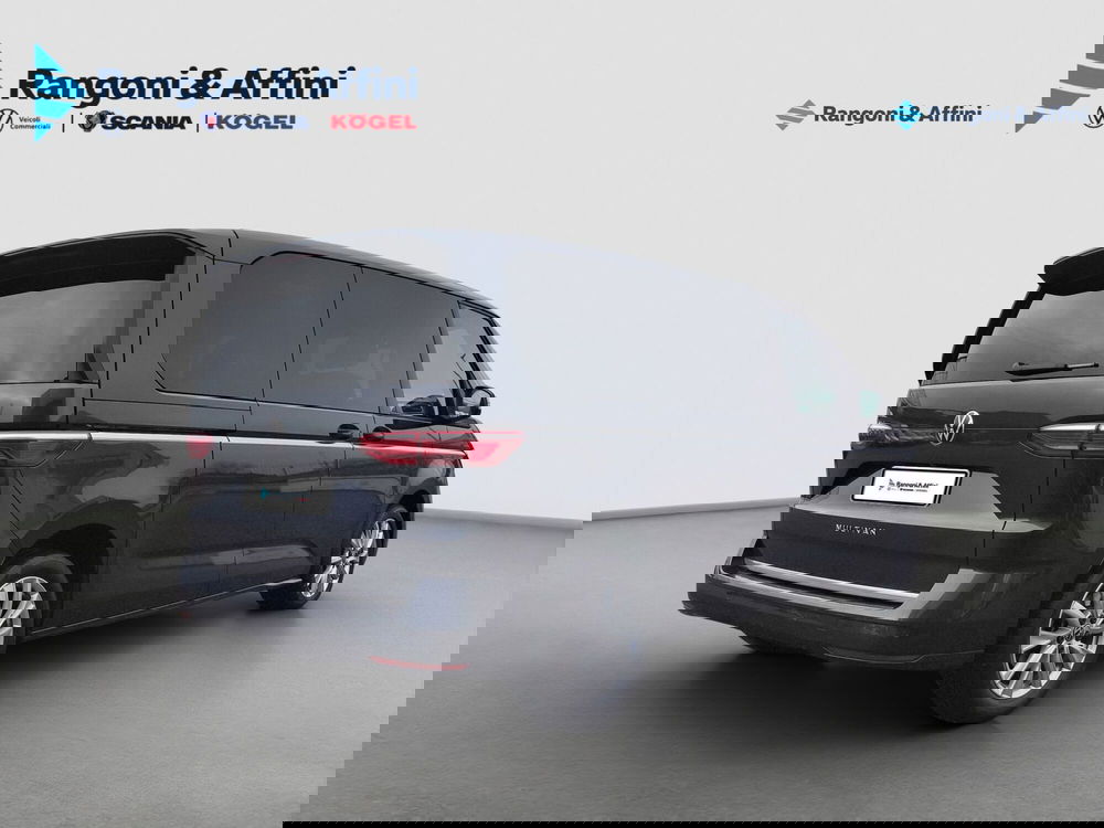 Volkswagen Multivan usata a Brescia (5)