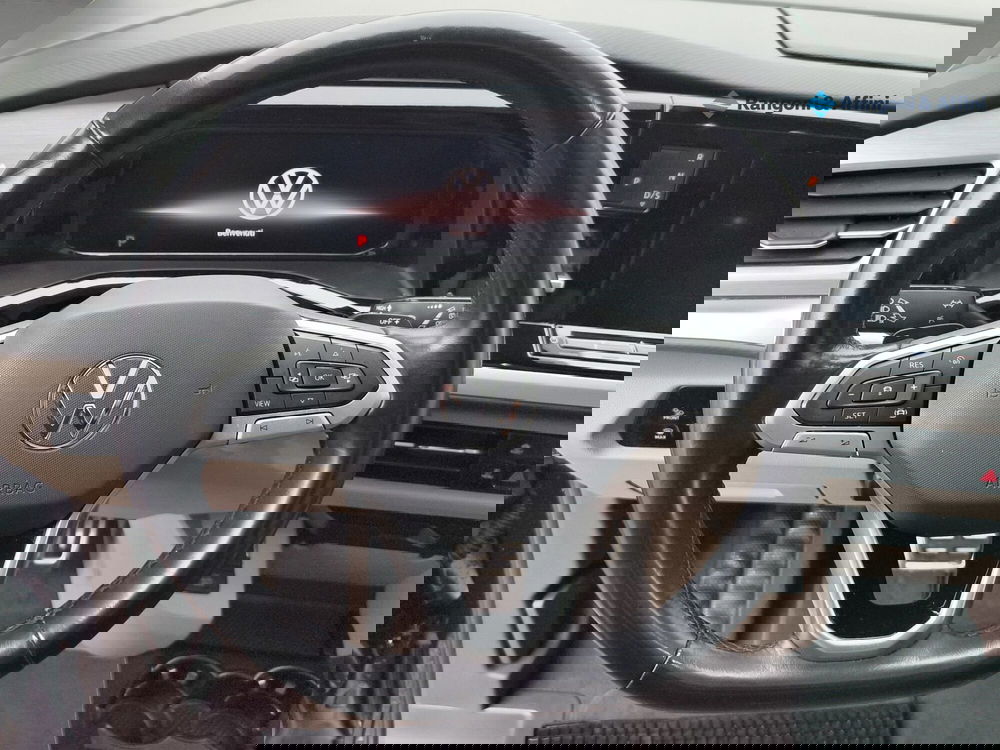 Volkswagen Multivan usata a Brescia (9)