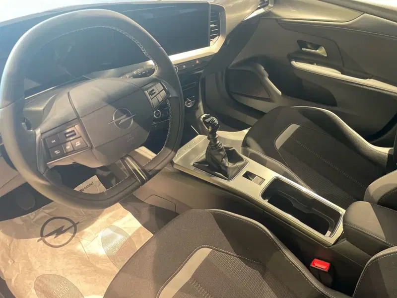 Opel Mokka nuova a Salerno (11)
