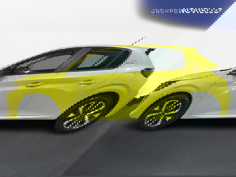 Peugeot 208 nuova a Salerno (4)